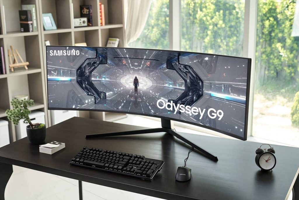 Samsung'dan Yepyeni Odyssey Kavisli Oyuncu Monitörü